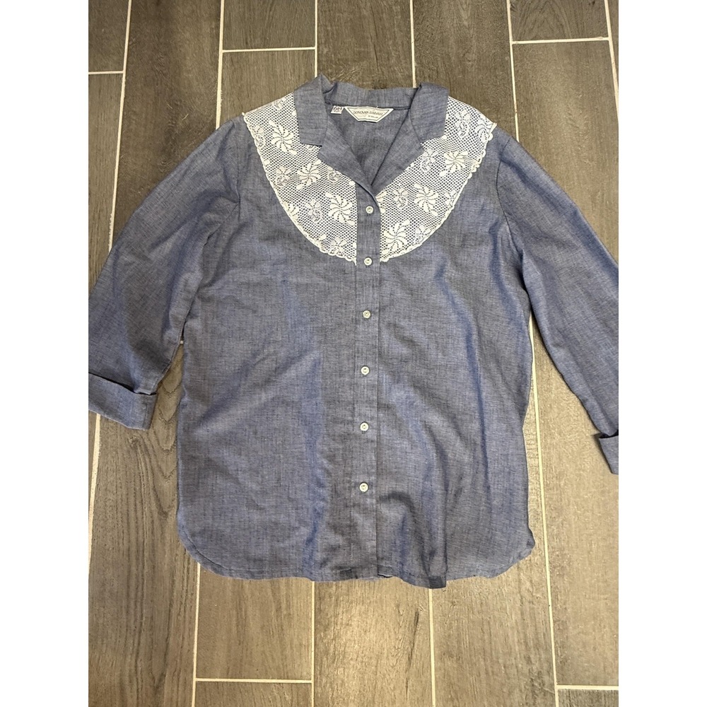 Vintage Donovan-Galvani Shirt Womens 14 Blue Chambray Crochet Lace Yoke 80s